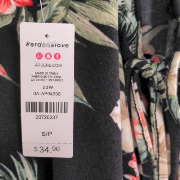 Sz Small Laced Up Back Romper/Pantsuit - Picture 4 of 4